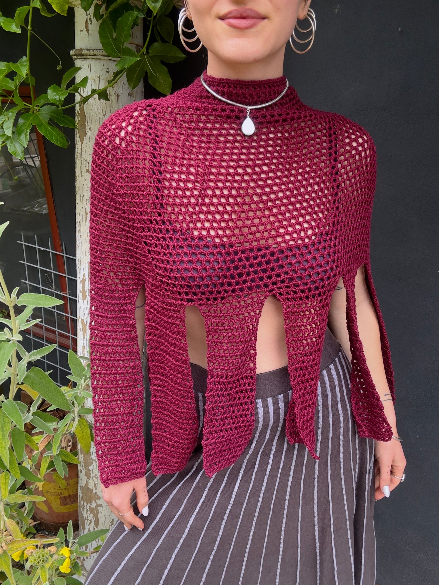 Medusa Mesh Mockneck Capelet