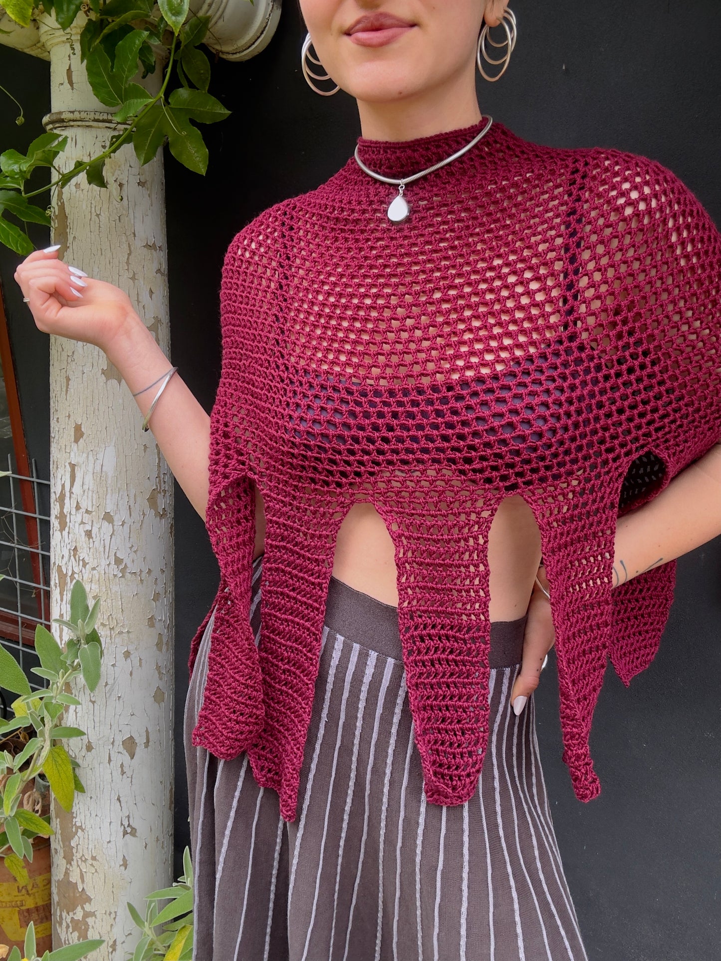 Medusa Mesh Mockneck Capelet