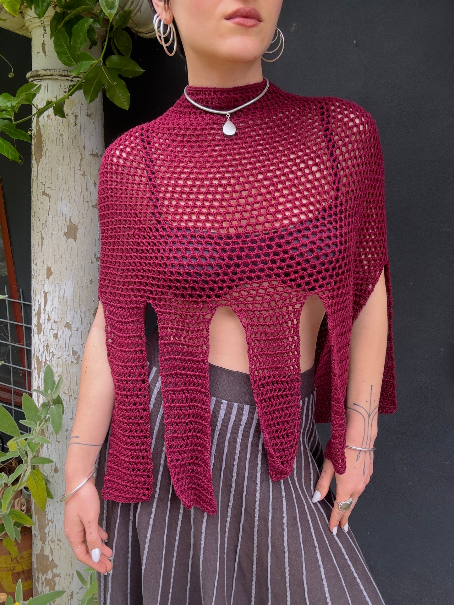 Medusa Mesh Mockneck Capelet