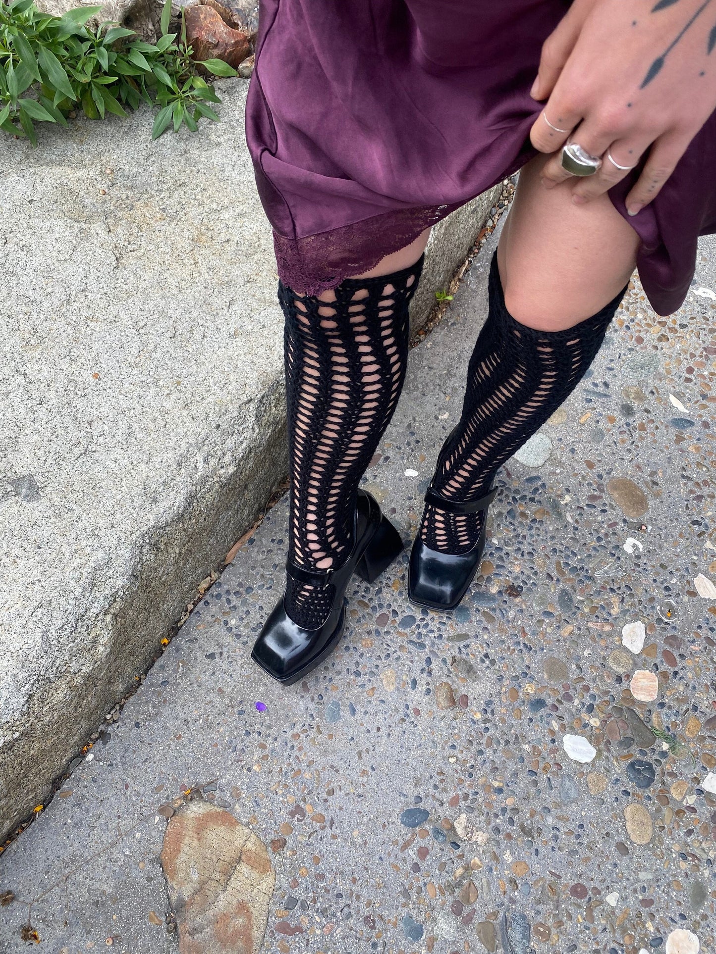 Tuberose Lace Knee Socks Pattern
