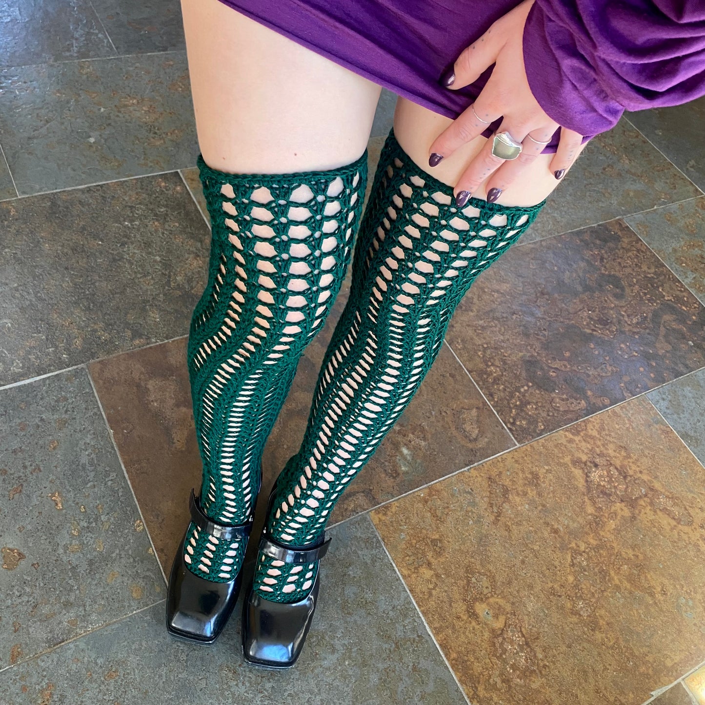 Dahlia Lace Thigh High Socks