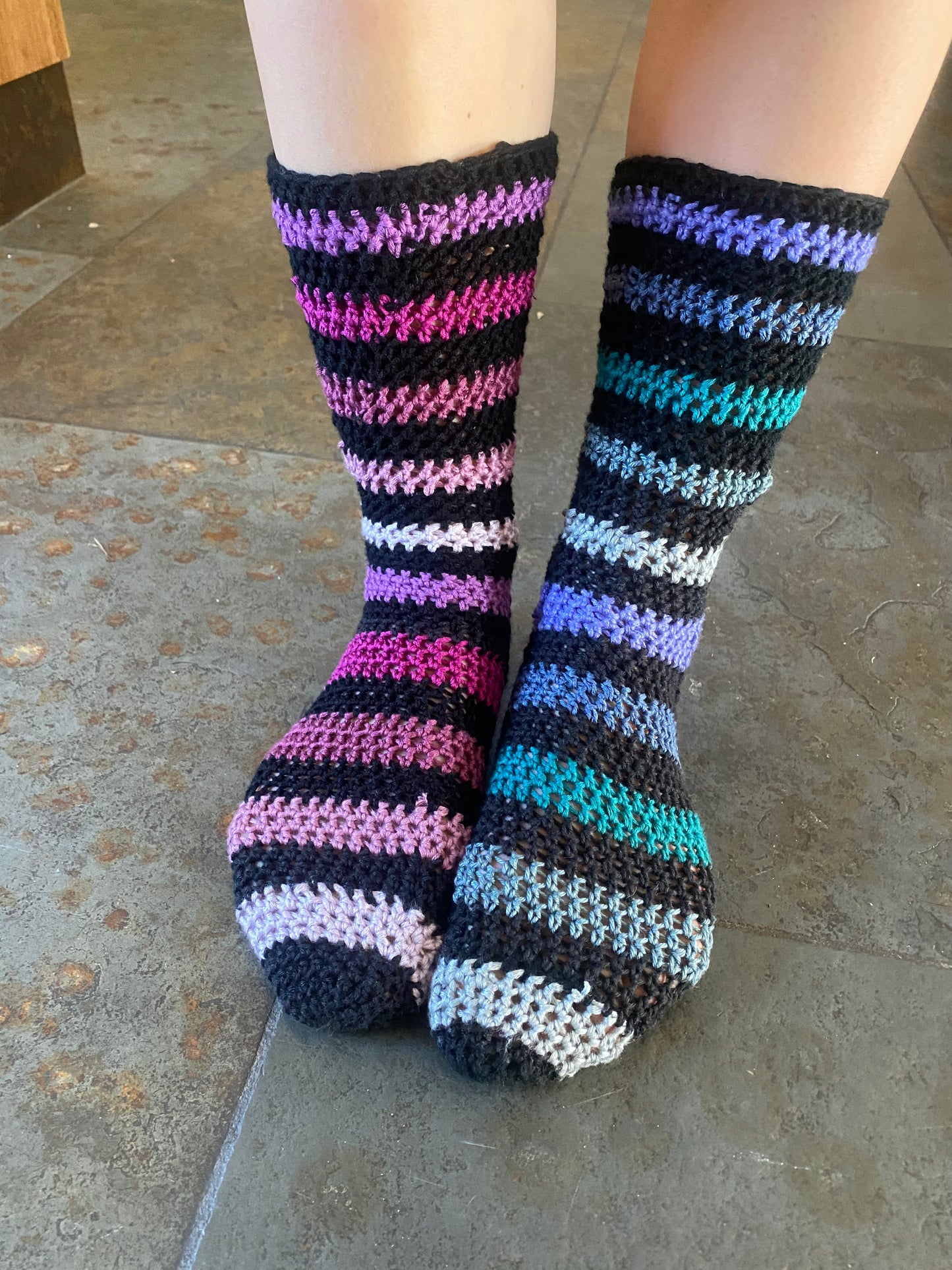 Pansy Cozy Mid Calf Socks Pattern