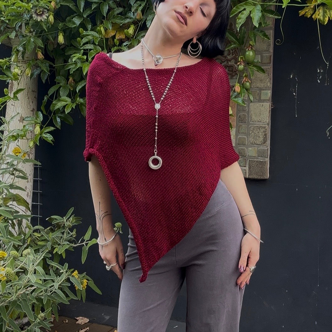 Lycoris Knit Mini Poncho *